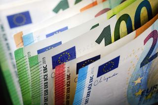 Auslandskonten Euroscheine Geld